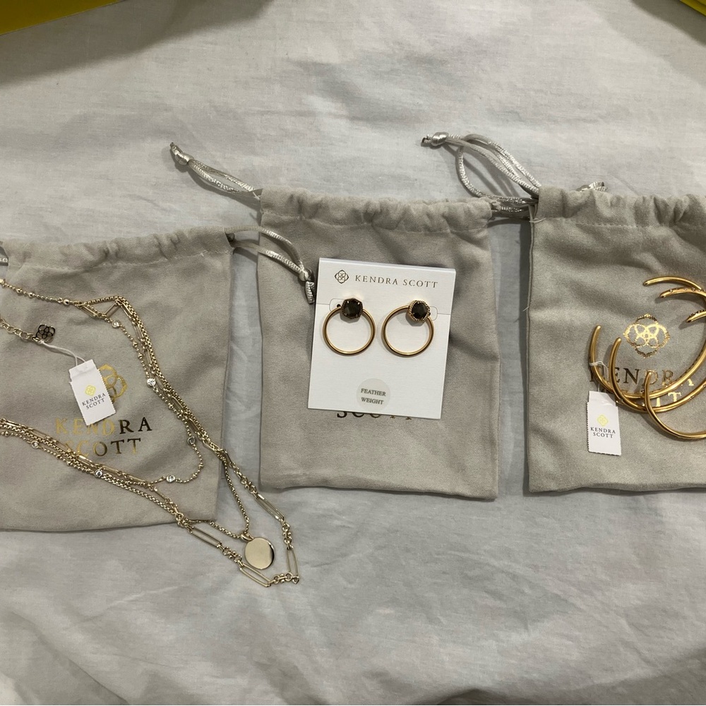 Kendra Scott Gold Jewelry Set